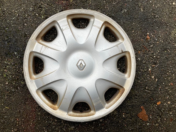 Renault Alkuperäinen Pölykapseli 15” 1 Kpl