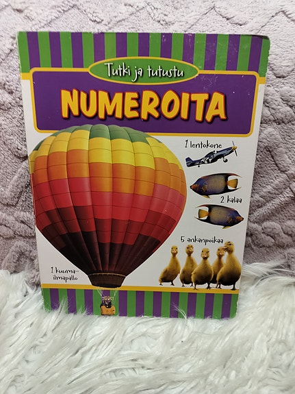 Tutki ja tutustu Numeroita lasten kirja
