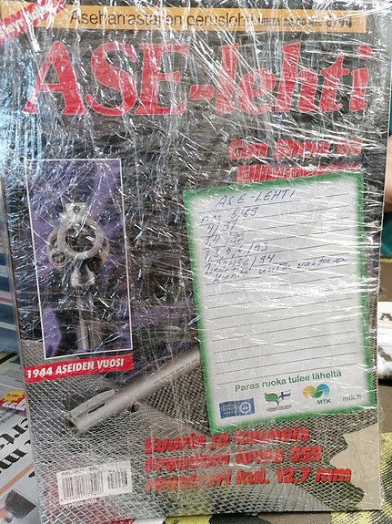 Ase lehtiä