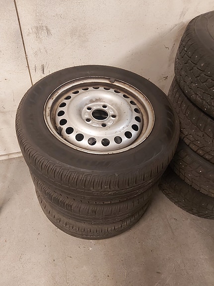 Ford Transit Connect renkaat