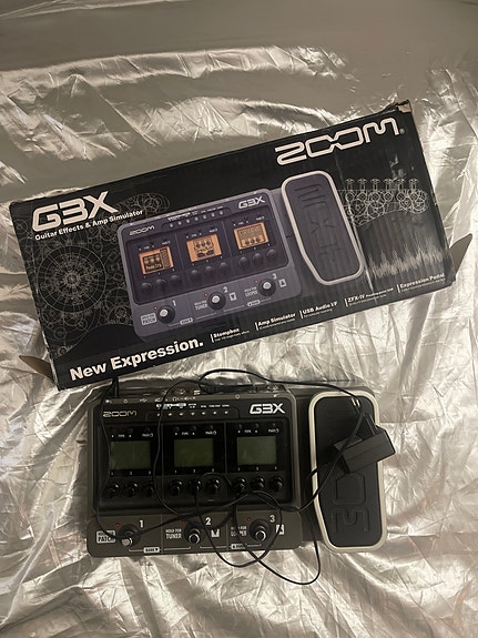 Zoom G3X - Guitar Effects and Amplifier Simulator with Expression Pedal