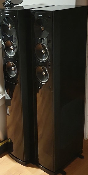 Jamo S606