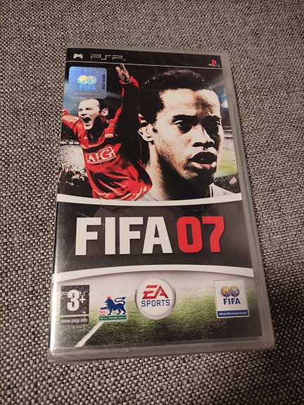 Uusi EA Sports FIFA 07 PSP-peli