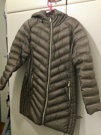 Michael Kors kevyt untuvatakki koko L