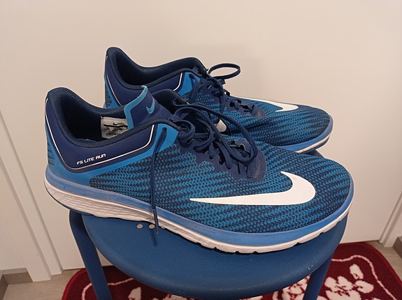 Nike US 12 (30cm)