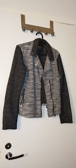 Outfitters Nation neulottu biker-jakku, koko M