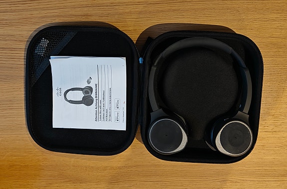 Cisco 730 headset Bluetooth-kuulokkeet uudet