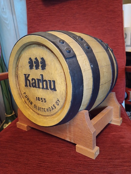 Karhu mainostynnyri