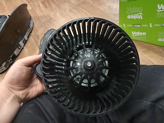 Product image 11 of 41