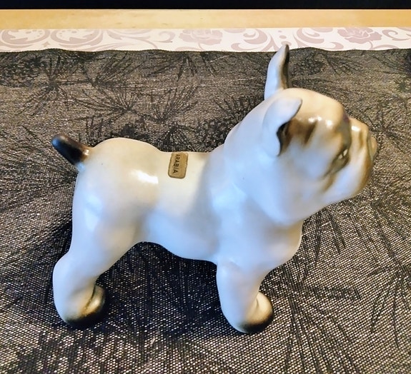 Arabia Bulldog figuuri