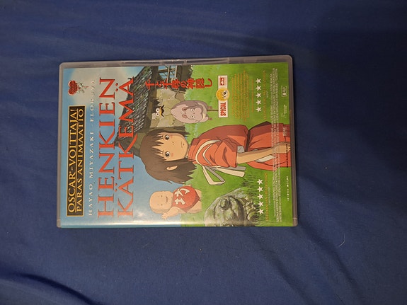 Henkien kätkemä DVD