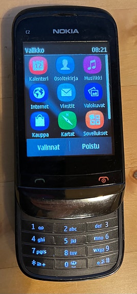 Uusi akku /Laturi +Nokia C2-02