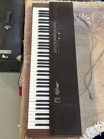 YAMAHA PF10 Sähköpiano