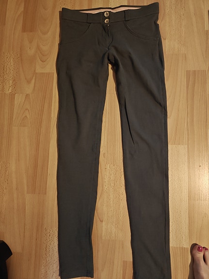 Freddyt, harmaat, koko xs