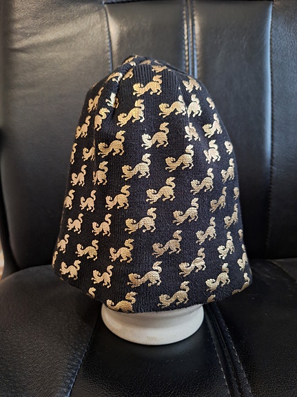 Myydään lasten Oulun Kärpät fani pipo