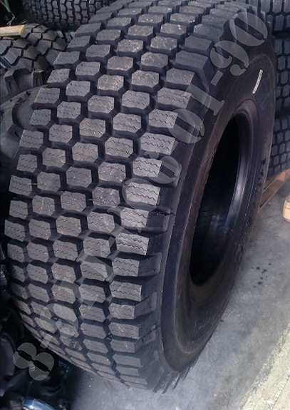 pyöräkuormaajan pala renkaat 23.5R25 BKT EARTHMAX SR 22 201A2/185B E-2 TL