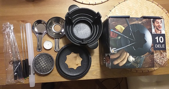 Funktion fonduesetti 10 osaa