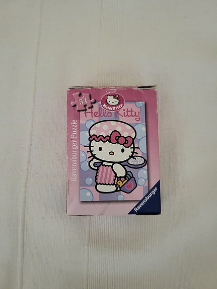 Hello Kitty palapeli, 54 palaa