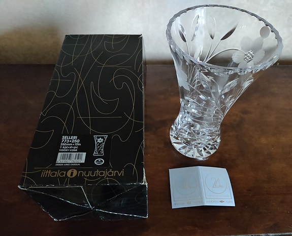Selleri kristallimaljakko design Aimo Okkolin