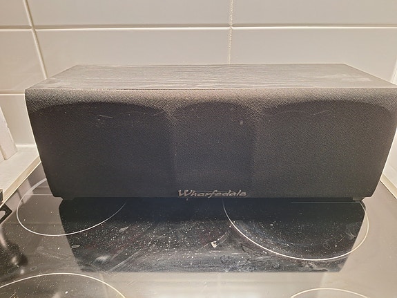 Wharfedale keskikaiutin