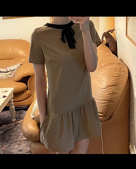 Beige mekko