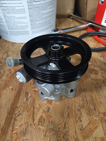 Toyota ohjaustehostimen pumppu