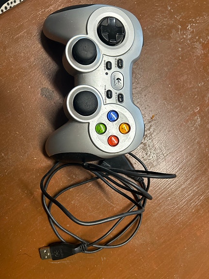 Logitech peliohjain