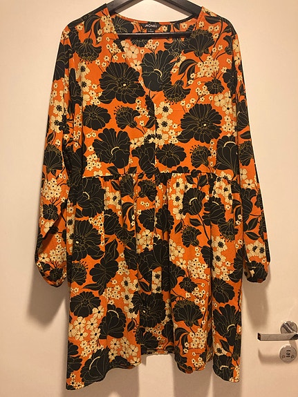 Oversize skater mekko