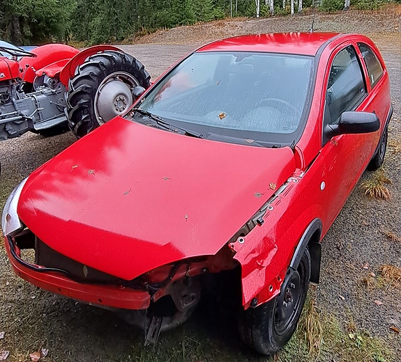Opel Corsa korin osat ja sisusta