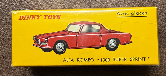 Dinky Toys Alfa Romeo 1900 Super Sprint 24 J