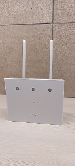 ZTE reititin
