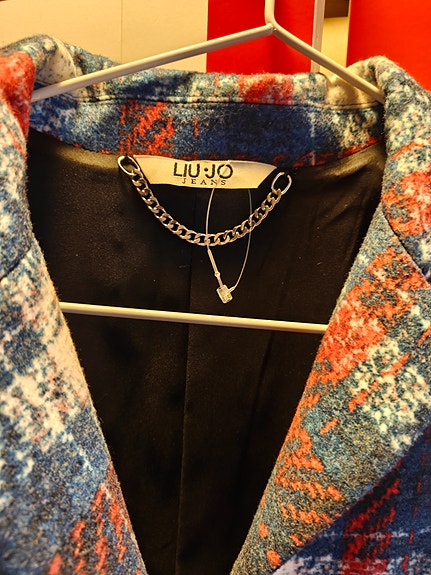 Product image 1 of 5