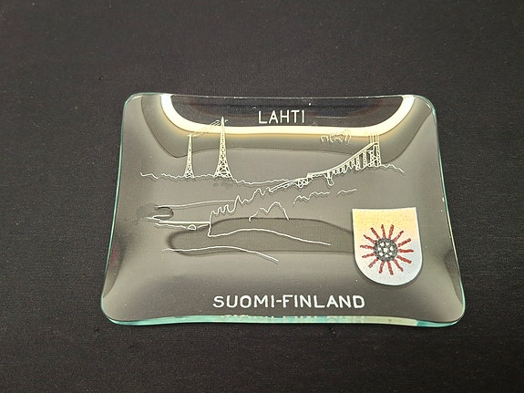 Lahti Suomi-Finland tuhkakuppi/matkamuisto Lahden Kaupunki