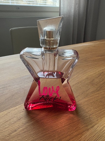 Shakira Love Rock! 80 ml – naisille, harvinainen tuoksu