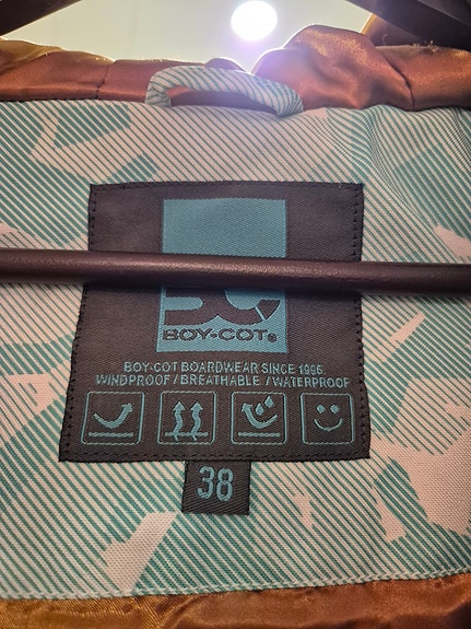 Product image 3 of 4