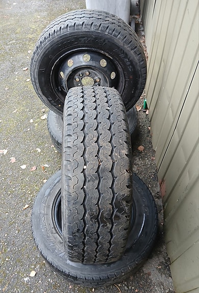 Hyvät C kesärenkaat 205/70 R15 C Citroen Jumper vanteella