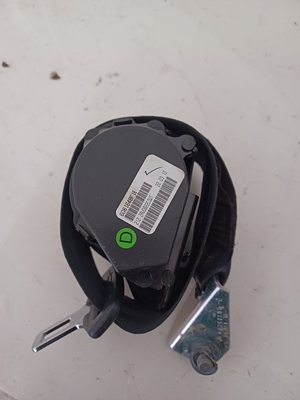 VW Golf 2009-2014 1.2 TSI Turvavyö etu oikea 1K4857706BERAA
