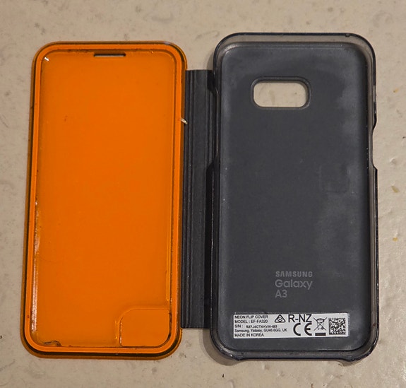 Samsung Galaxy A3 Flip Cover (2017)