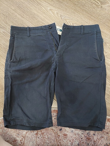 Miesten shortsit