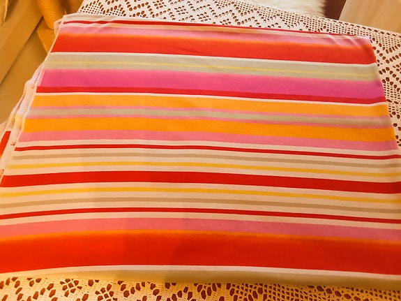 Marimekko trikookangas 80-luvulta 150 cm