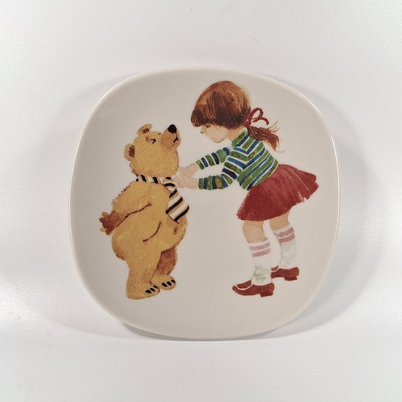 Seinälautanen, Uppo-Nalle, design Hannu Taina