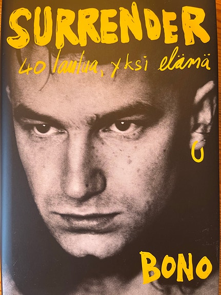 Surrender 40 laulua, yksi elämä