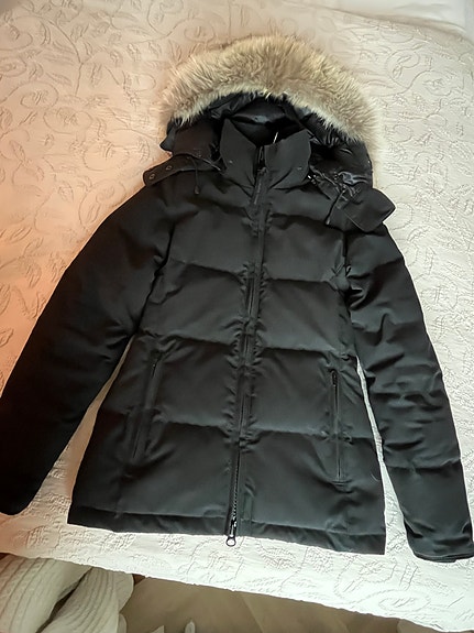 Canada goose Chelsea parka black label XXS