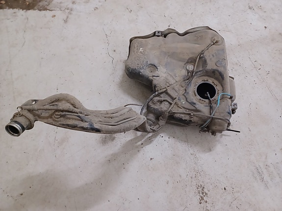 VW Golf 2009-2014 1.2 TSI Polttoainesäiliö 1K0201060GL