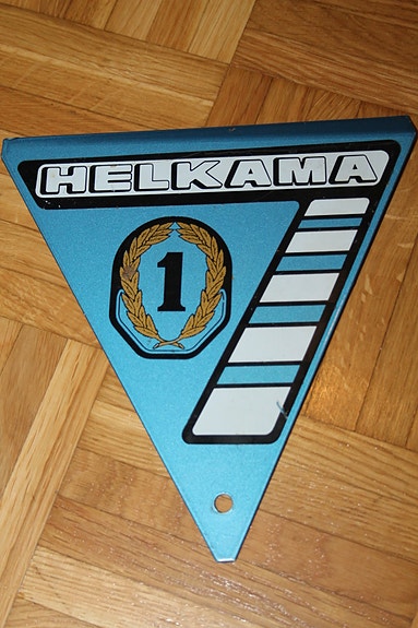 70-luku Helkama Raisu 17 peltikyltti mopo kolmio varaosa mopedi metallinen 21cm