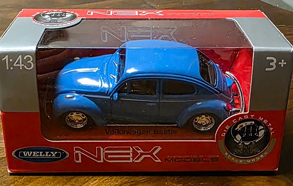Volkswagen Kupla pienoismalli 1:43