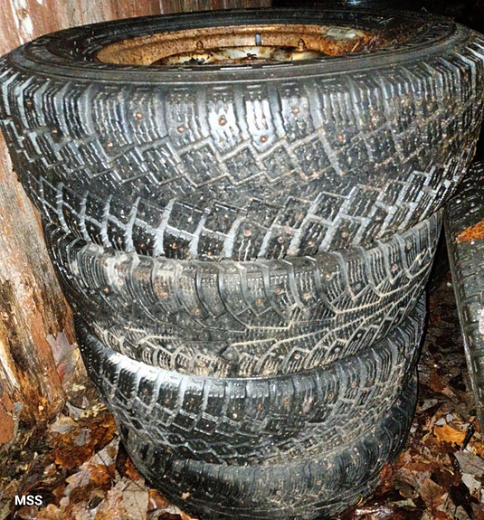 ford transit nastarenkaat vanteilla