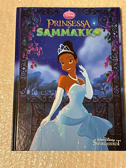 Walt Disney Prinsessa ja sammakko (kovakantinen, kuin uusi)