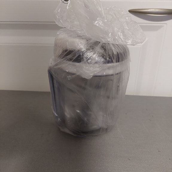 Tupperware keskikokoinen pikakokki UUSI