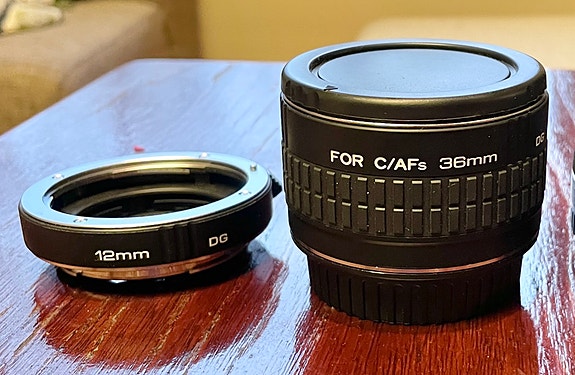 Objektiivien loittorenkaat 12 mm ja 36 mm